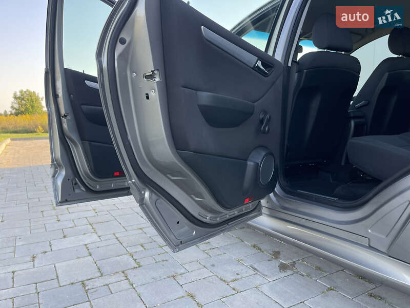 Хэтчбек Mercedes-Benz B-Class 2007 в Ровно фото 58 Хэтчбек Mercedes-Benz B-Class 2007 в Ровно