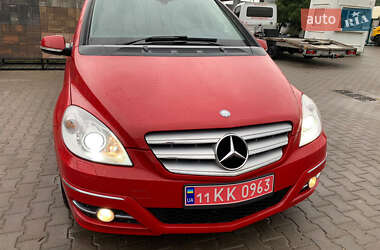 Хэтчбек Mercedes-Benz B-Class 2010 в Киеве