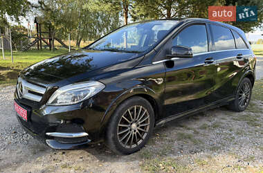 Хэтчбек Mercedes-Benz B-Class 2015 в 