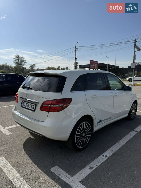 Хетчбек Mercedes-Benz B-Class 2015 в Ірпені