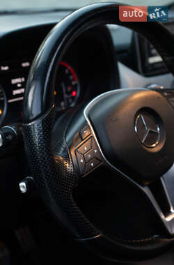 Хэтчбек Mercedes-Benz B-Class 2013 в 