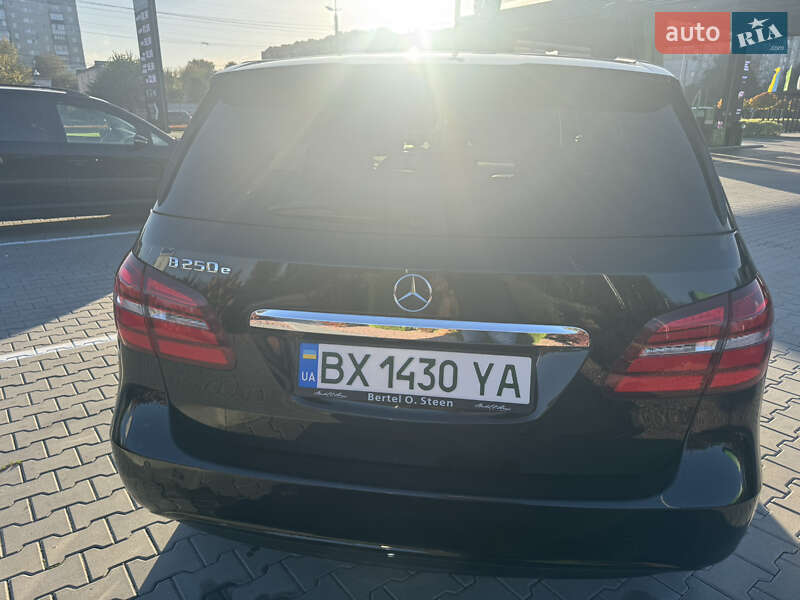 Хэтчбек Mercedes-Benz B-Class 2016 в Хмельницком