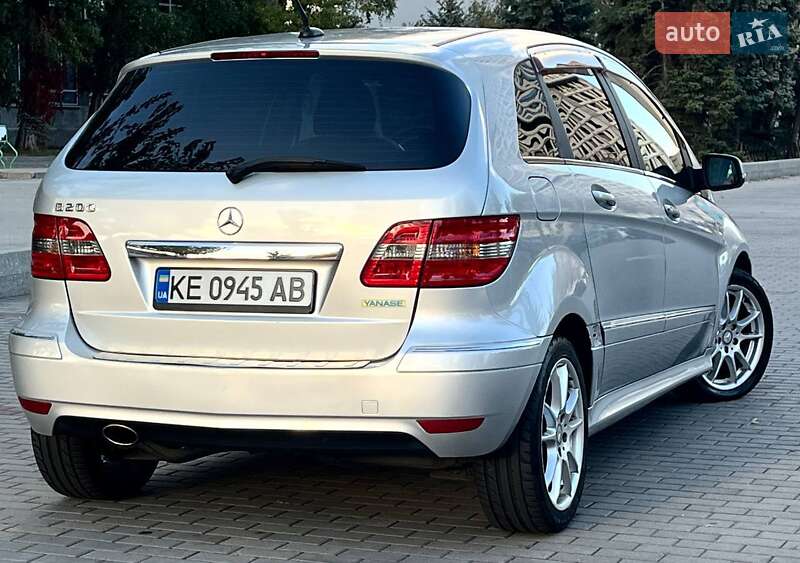 Хетчбек Mercedes-Benz B-Class 2010 в Дніпрі фото 5 Хетчбек Mercedes-Benz B-Class 2010 в Дніпрі