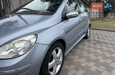 Хэтчбек Mercedes-Benz B-Class 2005 в 