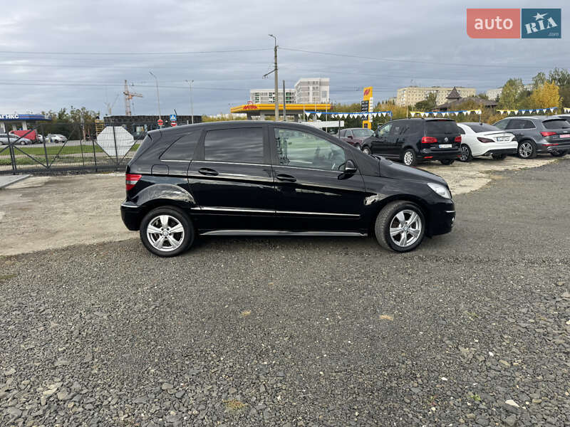 Хэтчбек Mercedes-Benz B-Class 2010 в Луцке фото 4 Хэтчбек Mercedes-Benz B-Class 2010 в Луцке