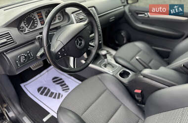 Хетчбек Mercedes-Benz B-Class 2009 в 