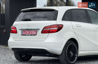 Хэтчбек Mercedes-Benz B-Class 2016 в 