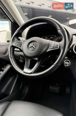 Хэтчбек Mercedes-Benz B-Class 2016 в 
