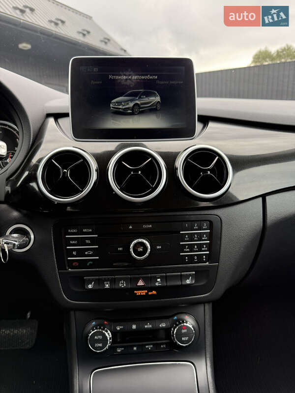 Хэтчбек Mercedes-Benz B-Class 2016 в Дрогобыче