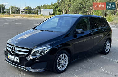 Хэтчбек Mercedes-Benz B-Class 2015 в 