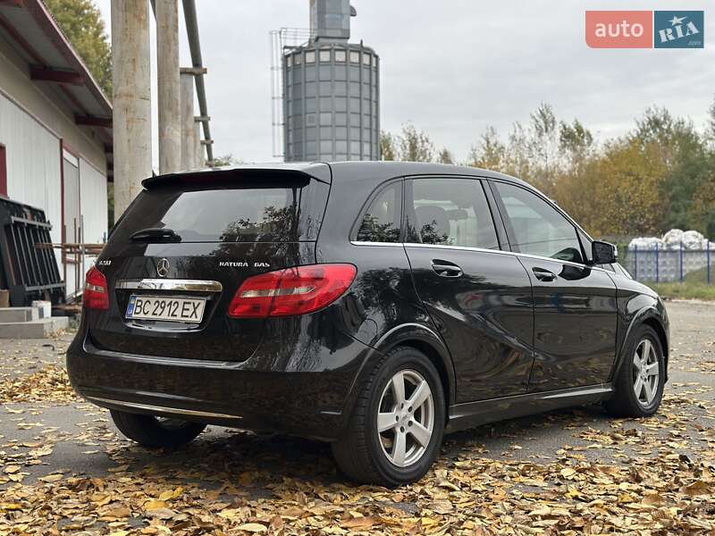 Хетчбек Mercedes-Benz B-Class 2014 в Києві фото 7 Хетчбек Mercedes-Benz B-Class 2014 в Києві