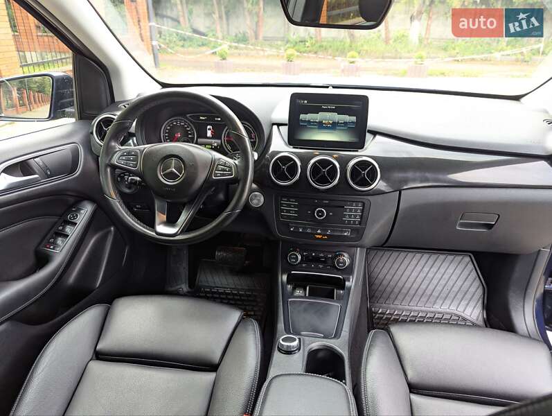 Хэтчбек Mercedes-Benz B-Class 2017 в Луцке фото 14 Хэтчбек Mercedes-Benz B-Class 2017 в Луцке