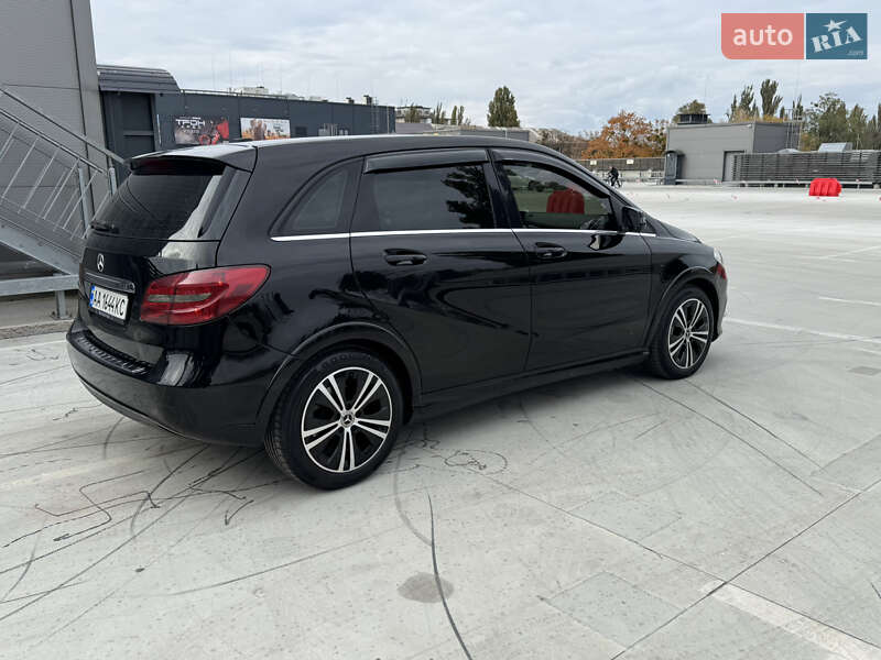 Хетчбек Mercedes-Benz B-Class 2014 в Києві