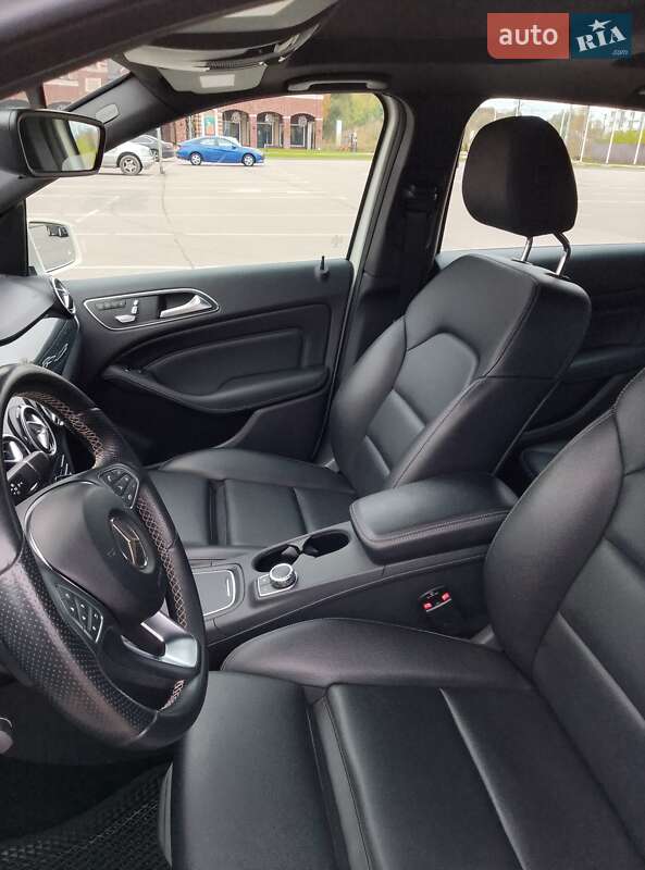 Хэтчбек Mercedes-Benz B-Class 2018 в Киеве