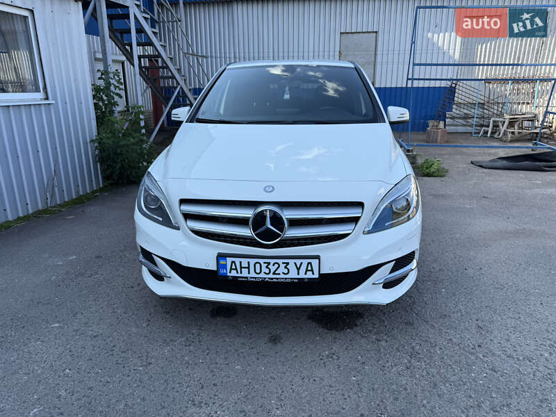 Mercedes-Benz B-Class 2015