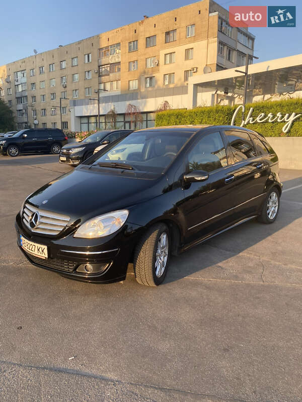 Хэтчбек Mercedes-Benz B-Class 2006 в Виннице