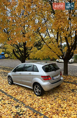 Хэтчбек Mercedes-Benz B-Class 2006 в 