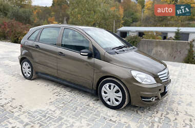 Хэтчбек Mercedes-Benz B-Class 2006 в 