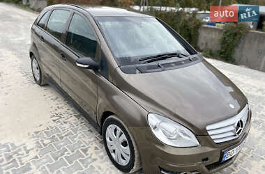 Хэтчбек Mercedes-Benz B-Class 2006 в 