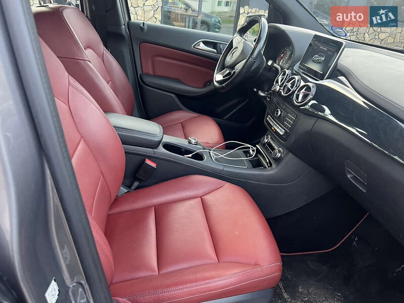 Хэтчбек Mercedes-Benz B-Class 2015 в Нововолынске
