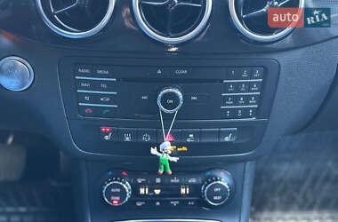 Хетчбек Mercedes-Benz B-Class 2017 в 