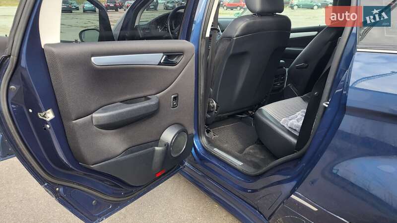 Хетчбек Mercedes-Benz B-Class 2006 в Вінниці фото 15 Хетчбек Mercedes-Benz B-Class 2006 в Вінниці