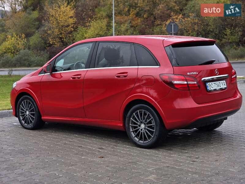 Хетчбек Mercedes-Benz B-Class 2017 в Тернополі