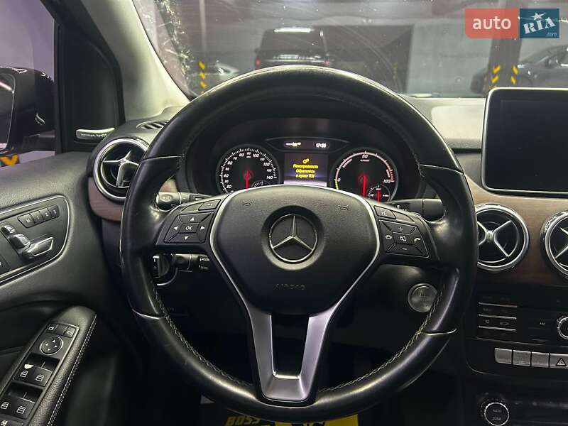 Хэтчбек Mercedes-Benz B-Class 2015 в Черновцах фото 15 Хэтчбек Mercedes-Benz B-Class 2015 в Черновцах