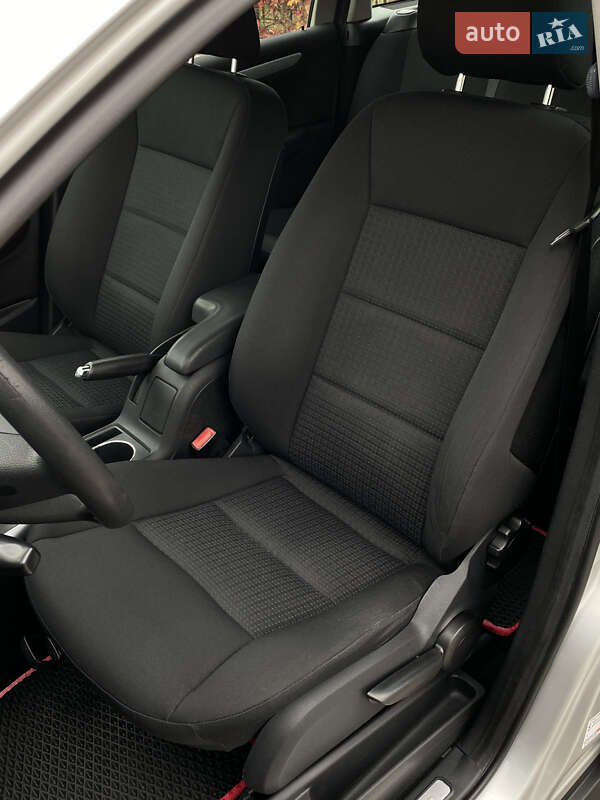 Хэтчбек Mercedes-Benz B-Class 2006 в Киеве фото 37 Хэтчбек Mercedes-Benz B-Class 2006 в Киеве