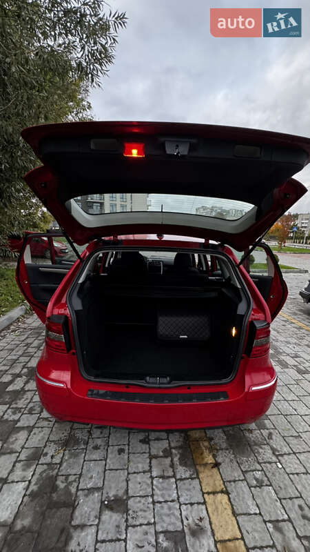 Хетчбек Mercedes-Benz B-Class 2011 в Львові фото 13 Хетчбек Mercedes-Benz B-Class 2011 в Львові