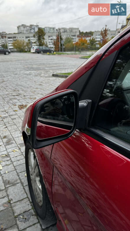 Хетчбек Mercedes-Benz B-Class 2011 в Львові фото 28 Хетчбек Mercedes-Benz B-Class 2011 в Львові