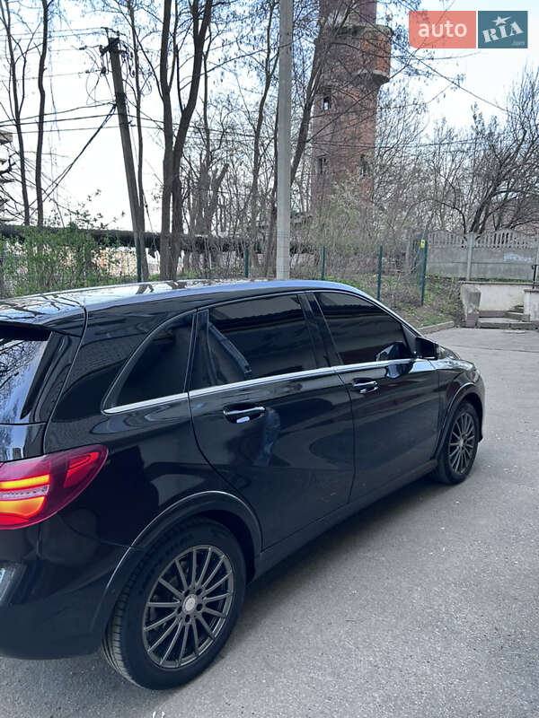 Хетчбек Mercedes-Benz B-Class 2016 в Тернополі фото 10 Хетчбек Mercedes-Benz B-Class 2016 в Тернополі