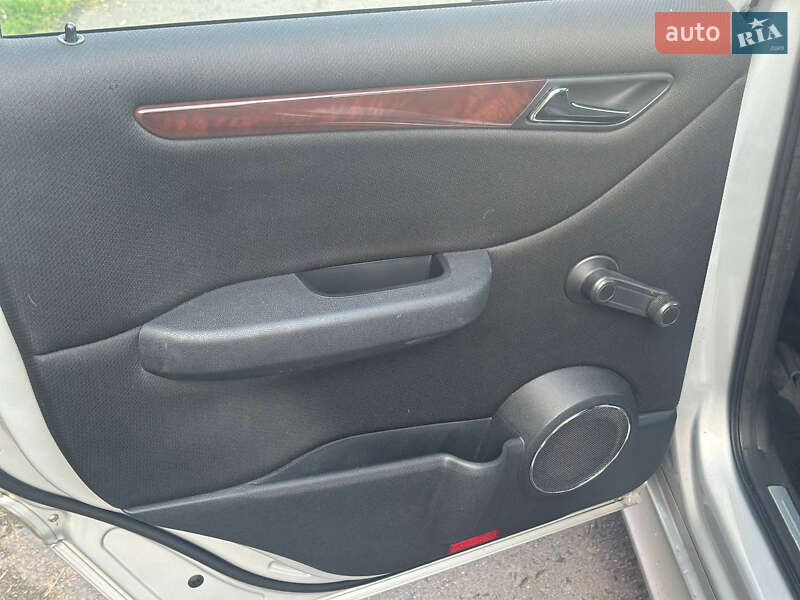 Хэтчбек Mercedes-Benz B-Class 2006 в Ровно фото 13 Хэтчбек Mercedes-Benz B-Class 2006 в Ровно