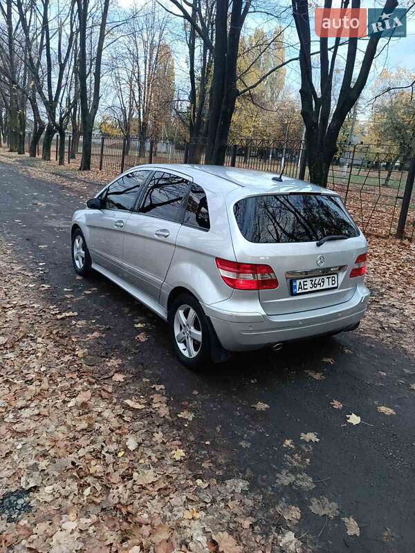 Хэтчбек Mercedes-Benz B-Class 2005 в Першотравенске фото 9 Хэтчбек Mercedes-Benz B-Class 2005 в Першотравенске