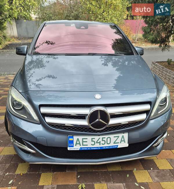 Хэтчбек Mercedes-Benz B-Class 2015 в Днепре фото Хэтчбек Mercedes-Benz B-Class 2015 в Днепре