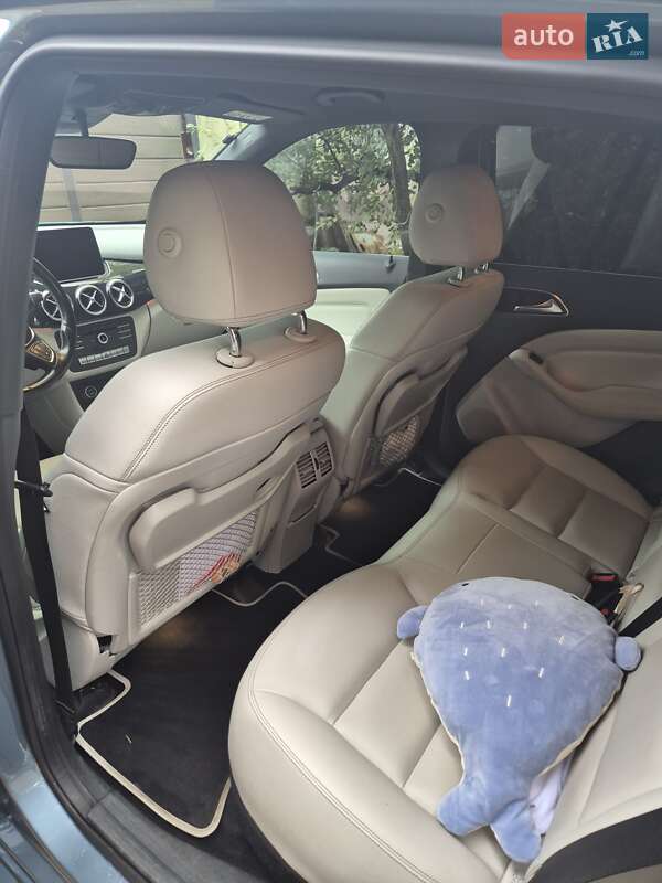 Хэтчбек Mercedes-Benz B-Class 2015 в Днепре фото 15 Хэтчбек Mercedes-Benz B-Class 2015 в Днепре