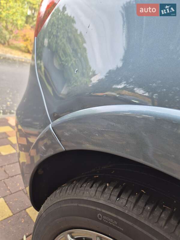 Хэтчбек Mercedes-Benz B-Class 2015 в Днепре фото 23 Хэтчбек Mercedes-Benz B-Class 2015 в Днепре