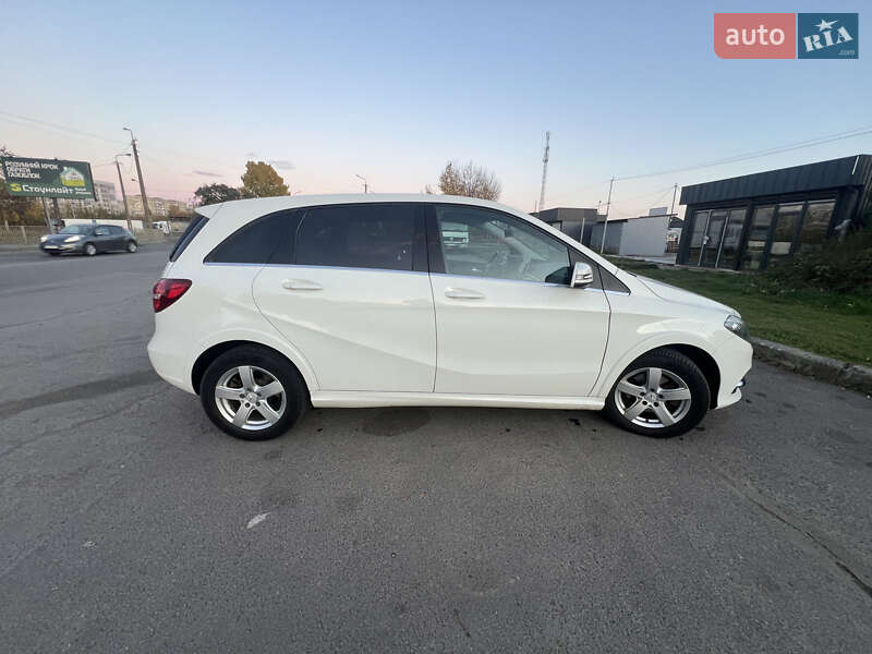 Хетчбек Mercedes-Benz B-Class 2015 в Луцьку фото 5 Хетчбек Mercedes-Benz B-Class 2015 в Луцьку