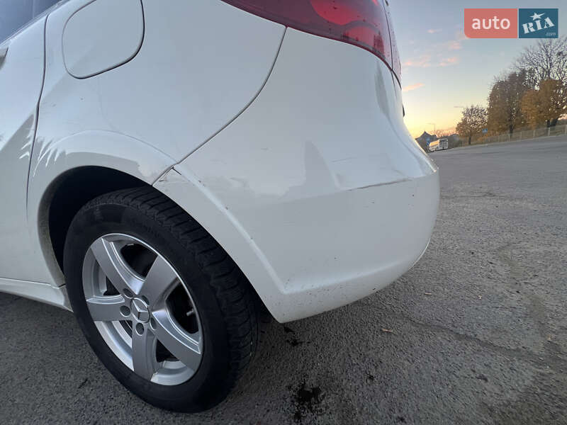 Хетчбек Mercedes-Benz B-Class 2015 в Луцьку фото 10 Хетчбек Mercedes-Benz B-Class 2015 в Луцьку