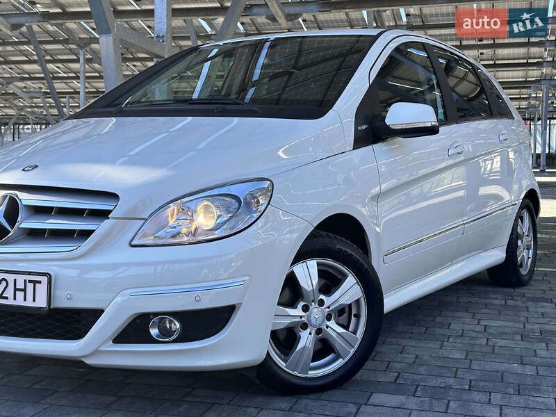Хетчбек Mercedes-Benz B-Class 2010 в Львові фото 3 Хетчбек Mercedes-Benz B-Class 2010 в Львові
