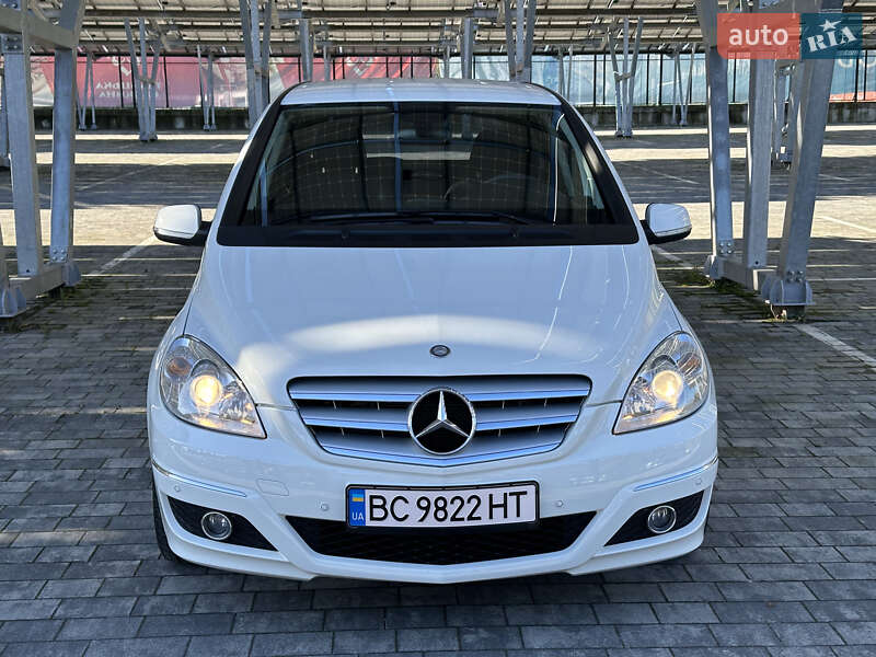 Хетчбек Mercedes-Benz B-Class 2010 в Львові фото 6 Хетчбек Mercedes-Benz B-Class 2010 в Львові