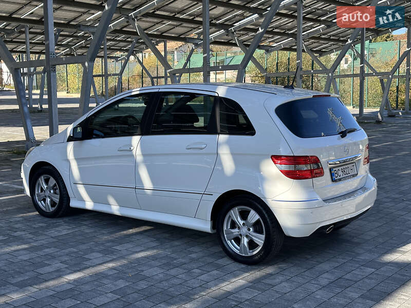 Хетчбек Mercedes-Benz B-Class 2010 в Львові фото 11 Хетчбек Mercedes-Benz B-Class 2010 в Львові