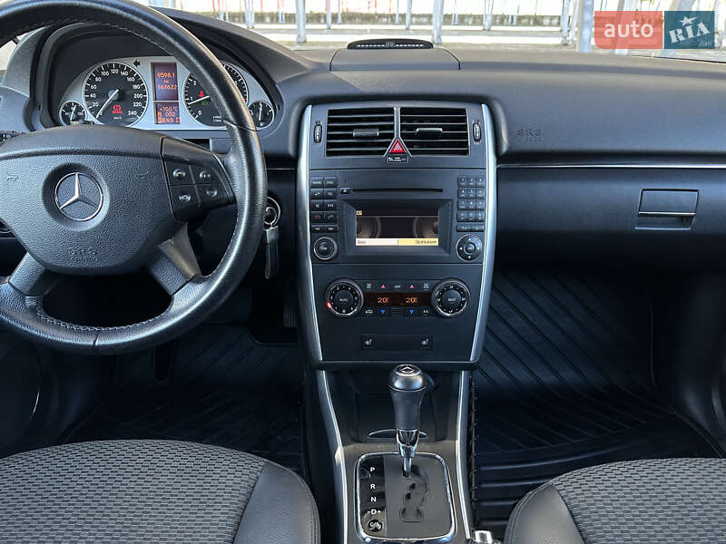 Хетчбек Mercedes-Benz B-Class 2010 в Львові фото 21 Хетчбек Mercedes-Benz B-Class 2010 в Львові