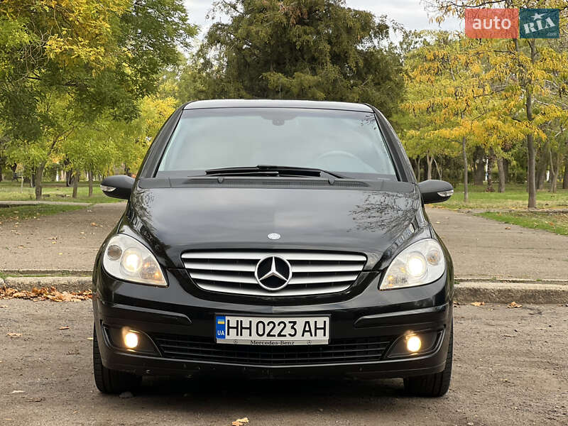Хэтчбек Mercedes-Benz B-Class 2006 в Николаеве фото 2 Хэтчбек Mercedes-Benz B-Class 2006 в Николаеве
