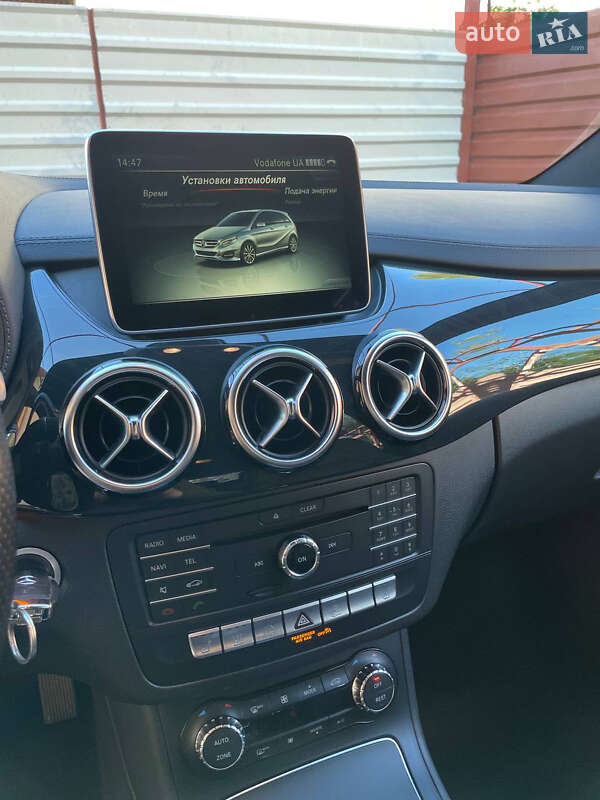Хэтчбек Mercedes-Benz B-Class 2015 в Черкассах фото 3 Хэтчбек Mercedes-Benz B-Class 2015 в Черкассах