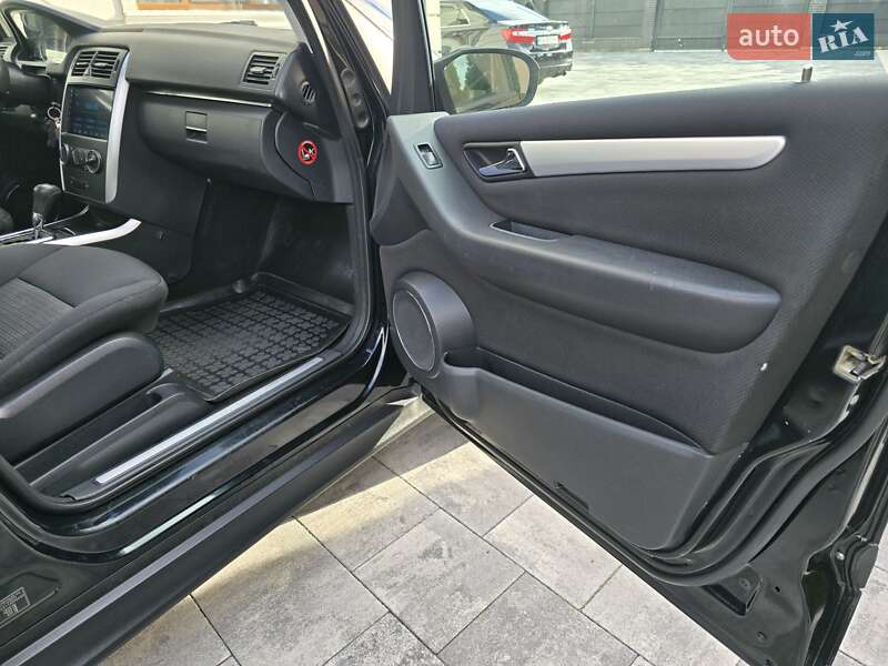 Хэтчбек Mercedes-Benz B-Class 2005 в Ивано-Франковске фото 26 Хэтчбек Mercedes-Benz B-Class 2005 в Ивано-Франковске