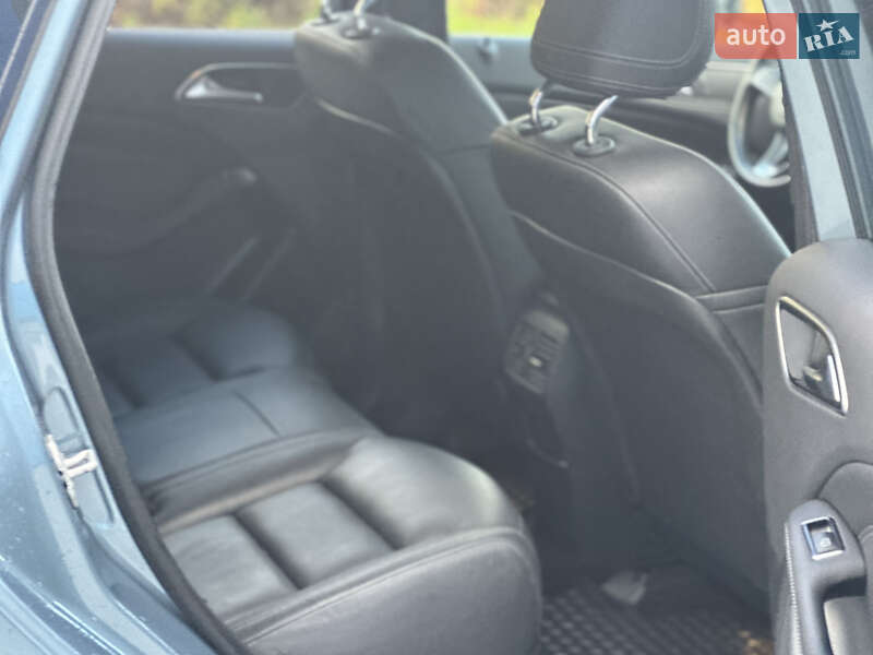 Хетчбек Mercedes-Benz B-Class 2015 в Львові фото 22 Хетчбек Mercedes-Benz B-Class 2015 в Львові