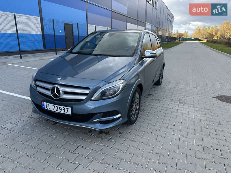 Хетчбек Mercedes-Benz B-Class 2015 в Львові фото 33 Хетчбек Mercedes-Benz B-Class 2015 в Львові