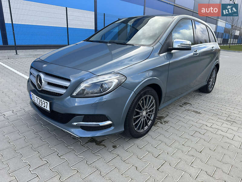 Хетчбек Mercedes-Benz B-Class 2015 в Львові фото 40 Хетчбек Mercedes-Benz B-Class 2015 в Львові