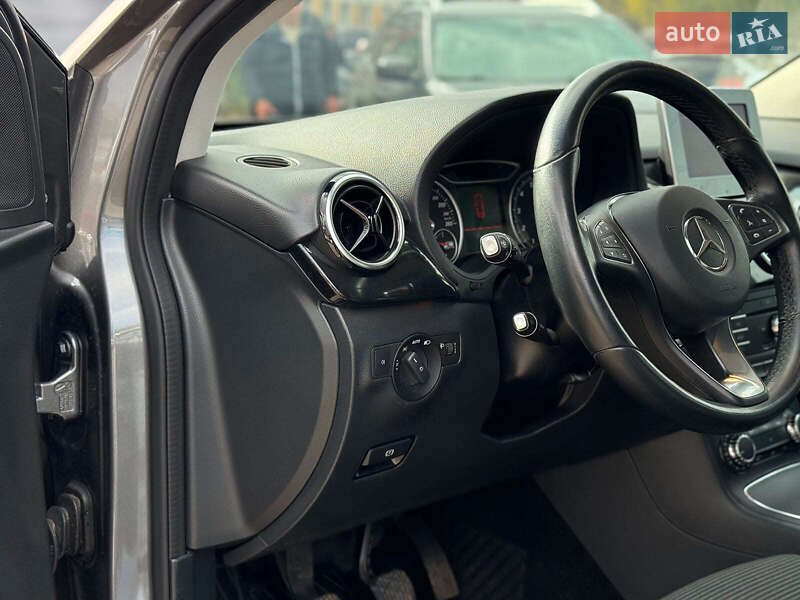 Хетчбек Mercedes-Benz B-Class 2017 в Вінниці фото 22 Хетчбек Mercedes-Benz B-Class 2017 в Вінниці